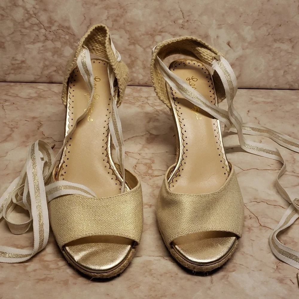 Lilly Pulitzer Elegant Gold Wedge Ankle Straps Sandals Size  8